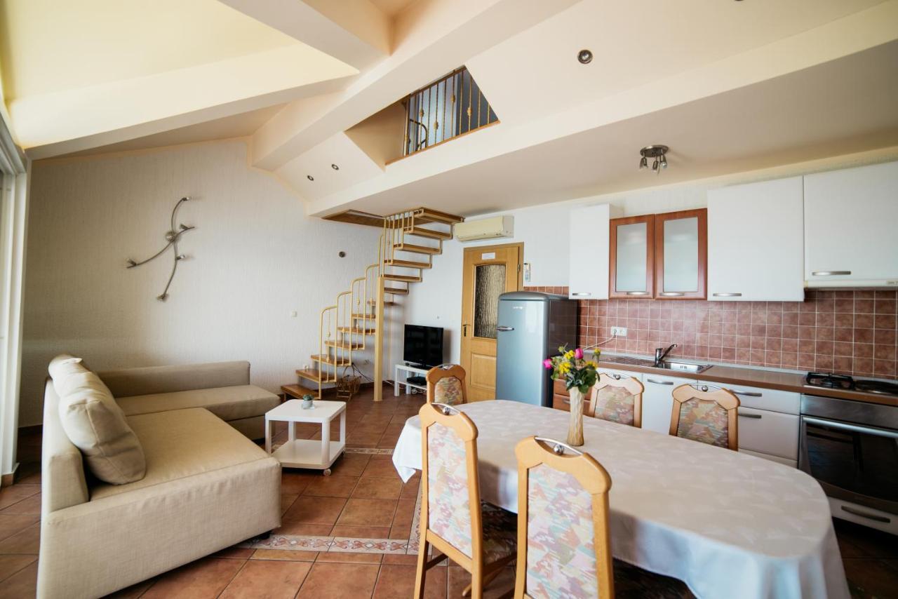 Apartment Selce 5206A Ngoại thất bức ảnh